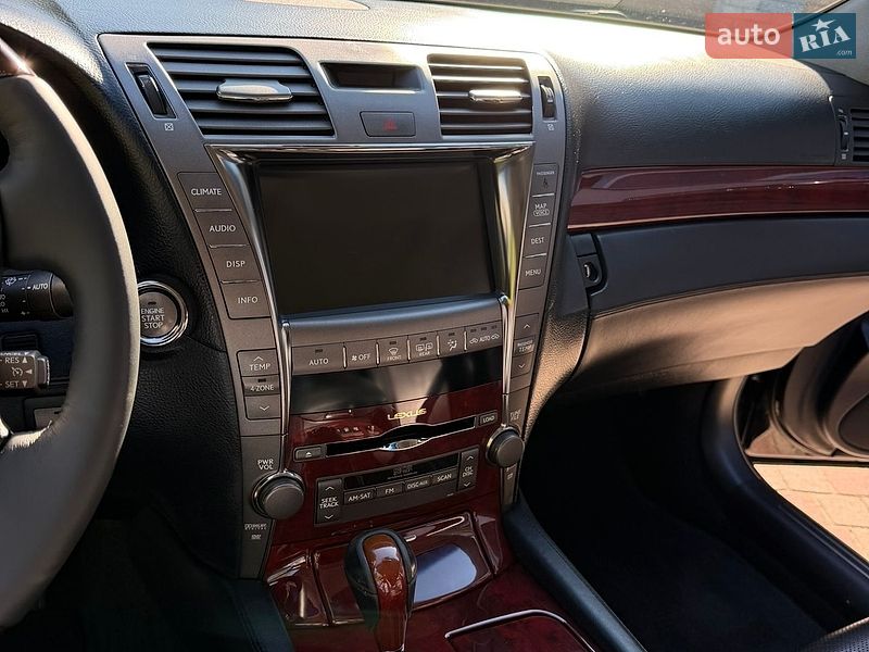 Седан Lexus LS 2007 в Черкасах