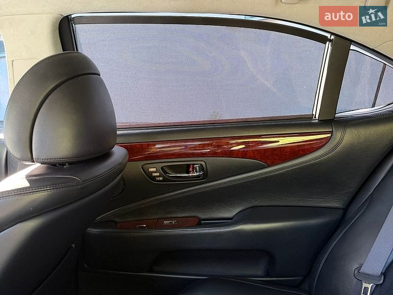 Седан Lexus LS 2007 в Черкасах