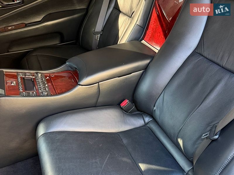 Седан Lexus LS 2007 в Черкасах