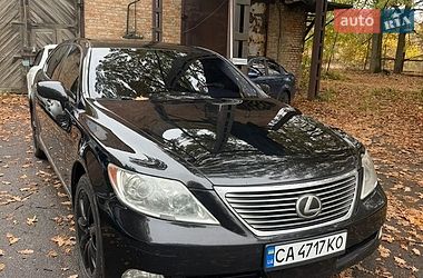 Седан Lexus LS 2007 в Умани