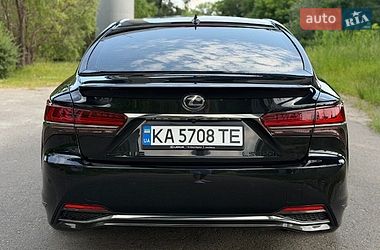 Седан Lexus LS 2018 в Киеве