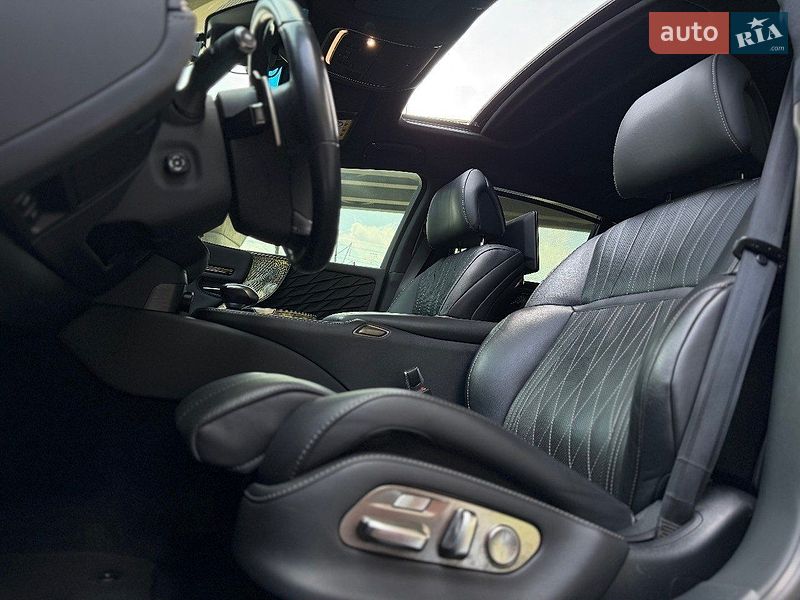 Седан Lexus LS 2018 в Киеве