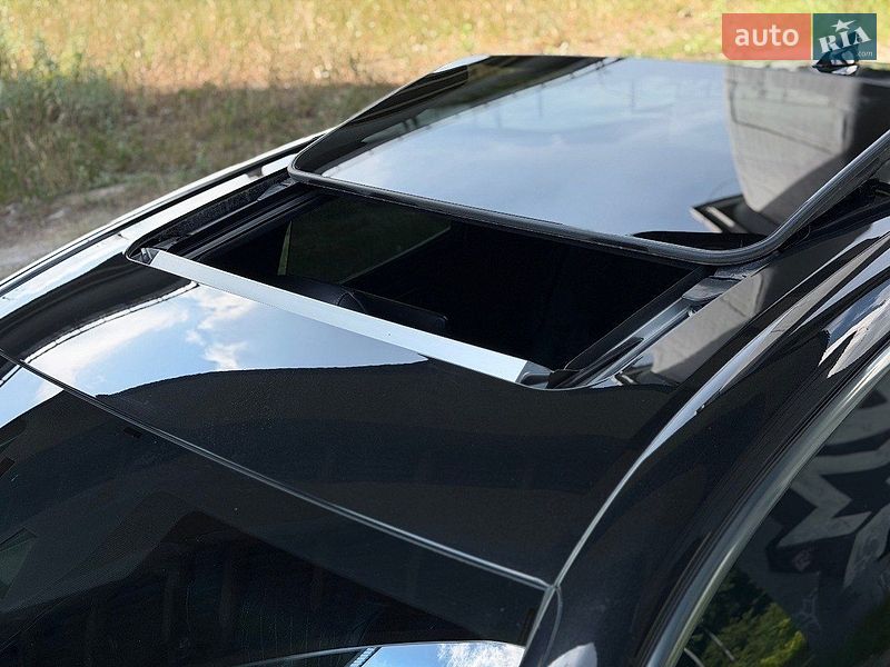 Седан Lexus LS 2018 в Киеве