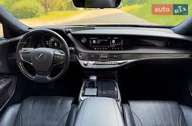 Седан Lexus LS 2018 в Киеве
