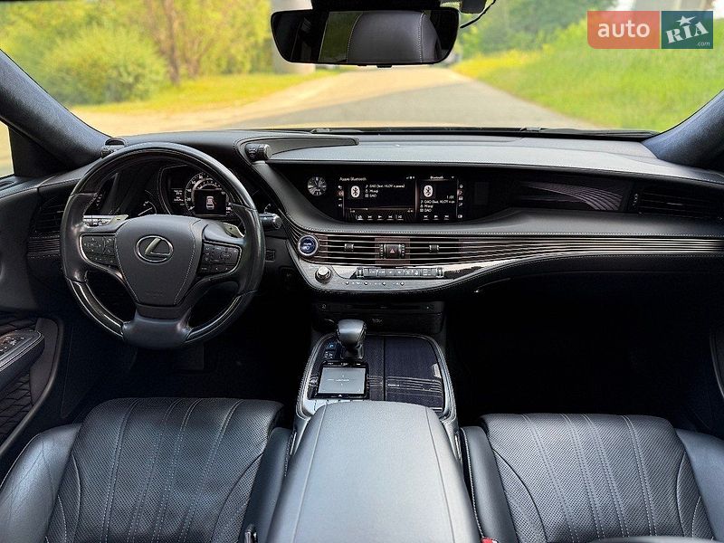 Седан Lexus LS 2018 в Киеве