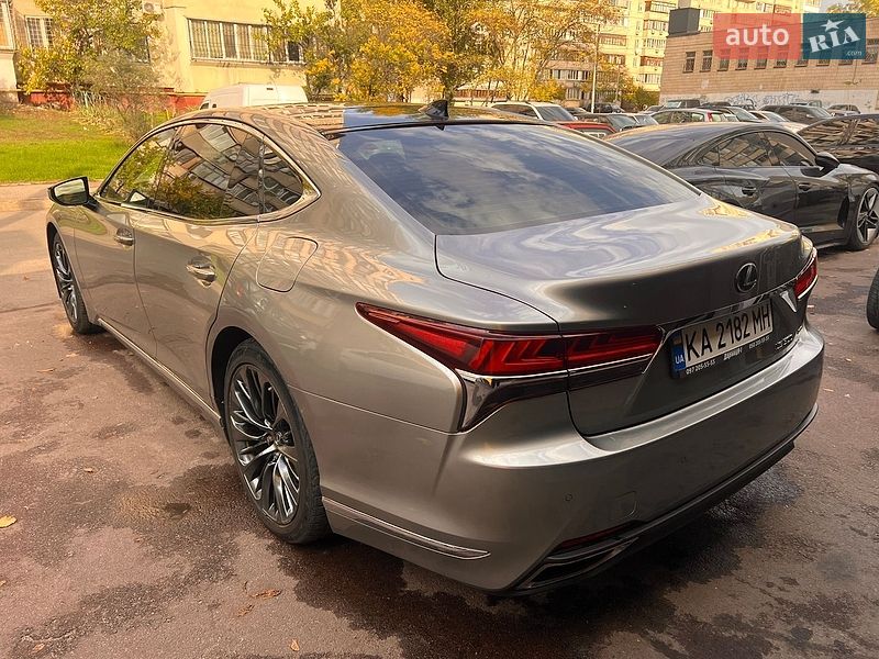 Седан Lexus LS 2017 в Києві