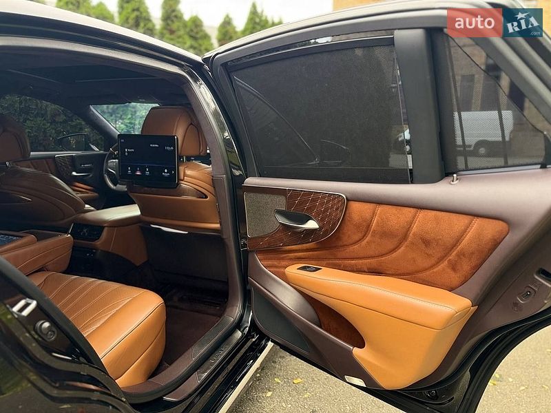 Седан Lexus LS 2018 в Києві