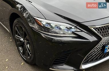 Седан Lexus LS 2018 в Києві