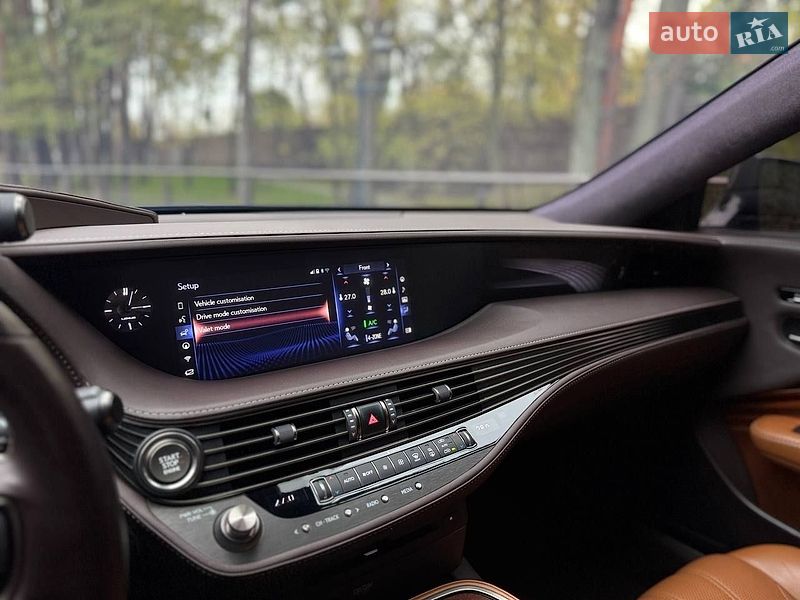 Седан Lexus LS 2018 в Києві