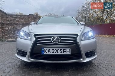 Седан Lexus LS 2013 в Львові