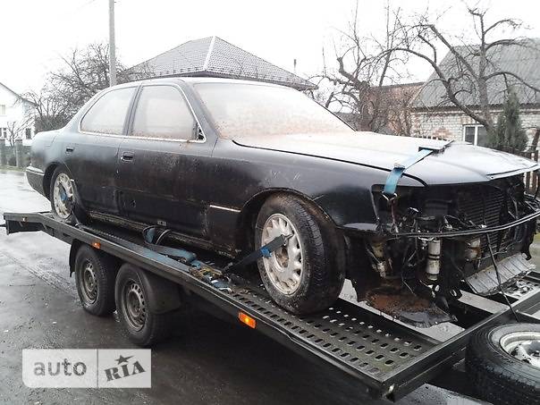 Седан Lexus LS 1994 в 