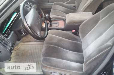 Седан Lexus LS 1994 в 
