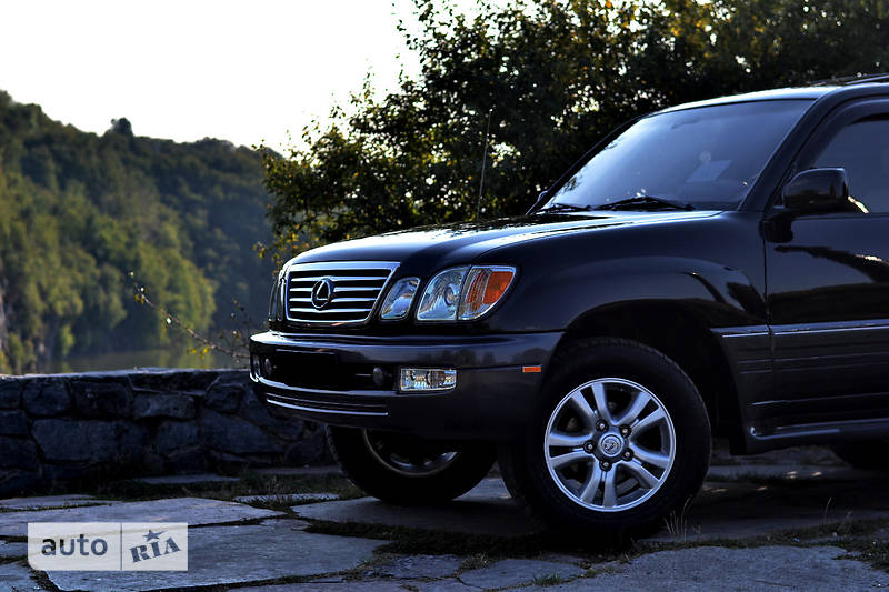 Внедорожник / Кроссовер Lexus LX 2003 в Житомире