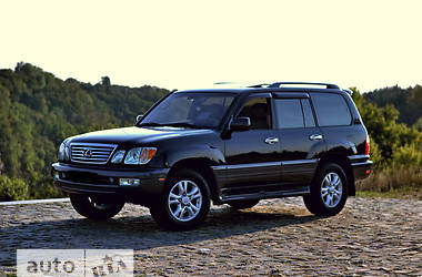 Внедорожник / Кроссовер Lexus LX 2003 в 