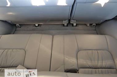 Внедорожник / Кроссовер Lexus LX 2003 в 