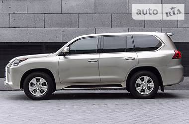 Внедорожник / Кроссовер Lexus LX 2015 в Киеве