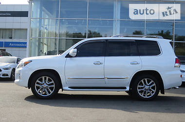 Внедорожник / Кроссовер Lexus LX 2012 в Киеве