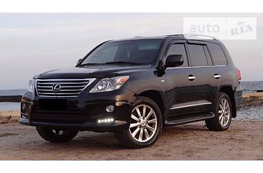 Lexus LX 2011