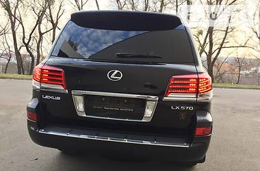 Внедорожник / Кроссовер Lexus LX 2013 в Киеве