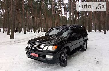 Позашляховик / Кросовер Lexus LX 2001 в Сумах