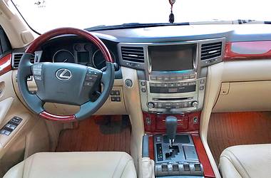 Внедорожник / Кроссовер Lexus LX 2008 в Киеве