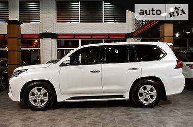 Внедорожник / Кроссовер Lexus LX 2017 в 