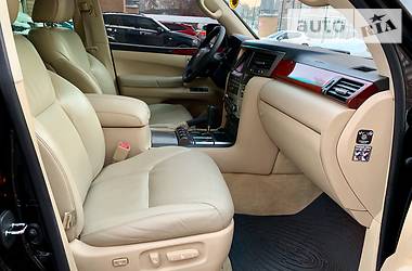 Внедорожник / Кроссовер Lexus LX 2008 в Киеве