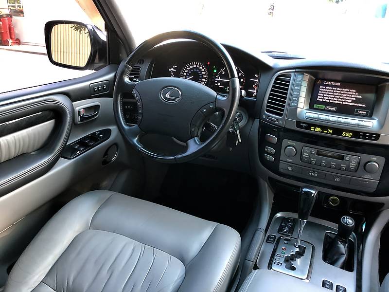 Позашляховик / Кросовер Lexus LX 2007 в Дніпрі
