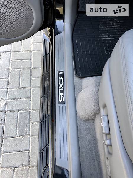 Позашляховик / Кросовер Lexus LX 2007 в Дніпрі