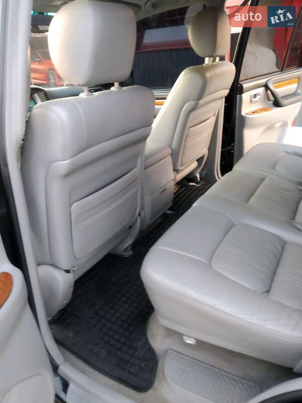 Позашляховик / Кросовер Lexus LX 2006 в Бучачі