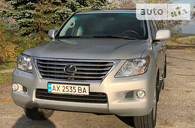 Lexus LX 2008