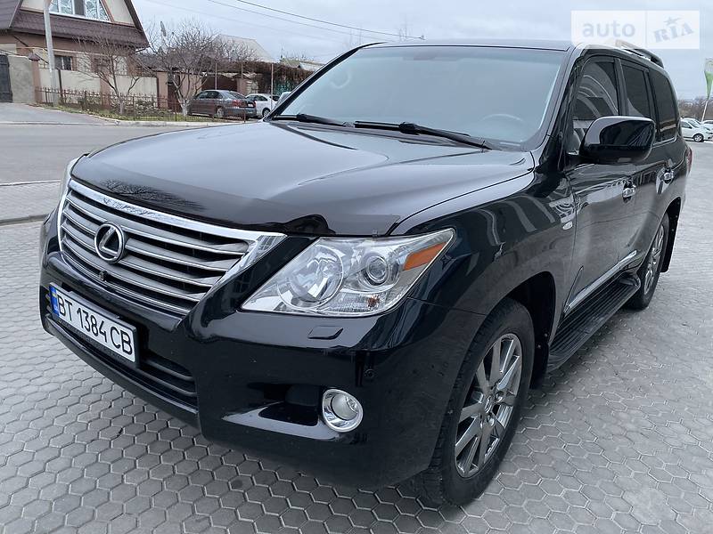 Внедорожник / Кроссовер Lexus LX 2010 в Херсоне