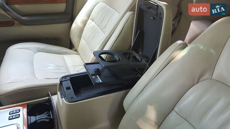 Внедорожник / Кроссовер Lexus LX 2006 в Умани