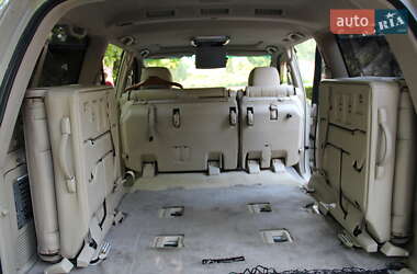 Позашляховик / Кросовер Lexus LX 2006 в 