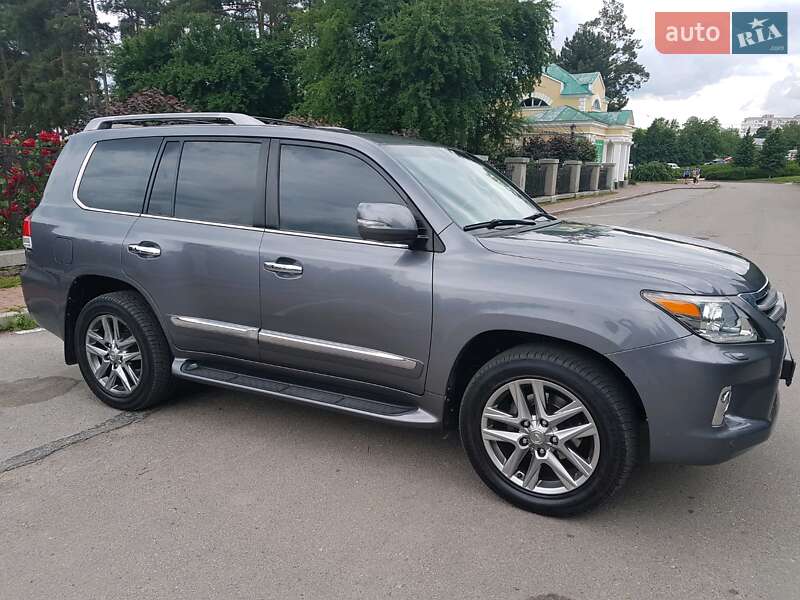 Позашляховик / Кросовер Lexus LX 2012 в Умані