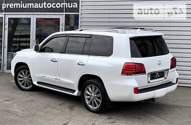 Позашляховик / Кросовер Lexus LX 2011 в 