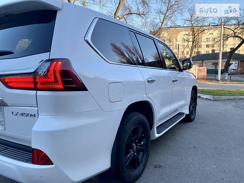 Позашляховик / Кросовер Lexus LX 2017 в Києві фото 21 Позашляховик / Кросовер Lexus LX 2017 в Києві