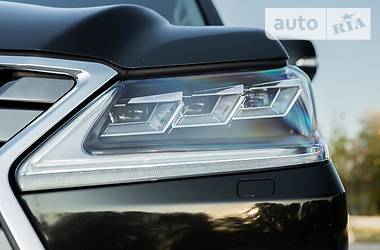 Позашляховик / Кросовер Lexus LX 2017 в 