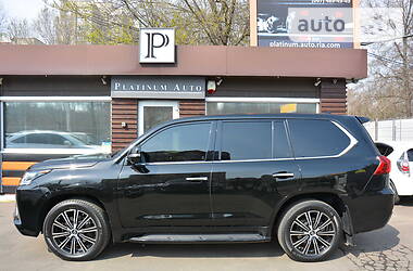Позашляховик / Кросовер Lexus LX 2017 в 