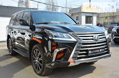 Позашляховик / Кросовер Lexus LX 2017 в 