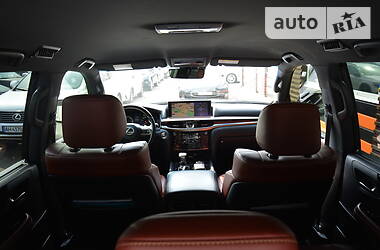Позашляховик / Кросовер Lexus LX 2017 в 