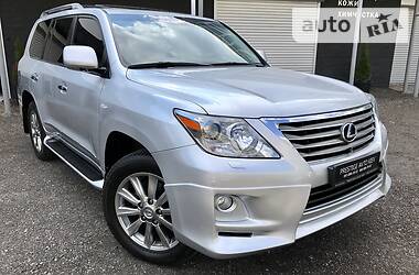 Lexus LX 2010