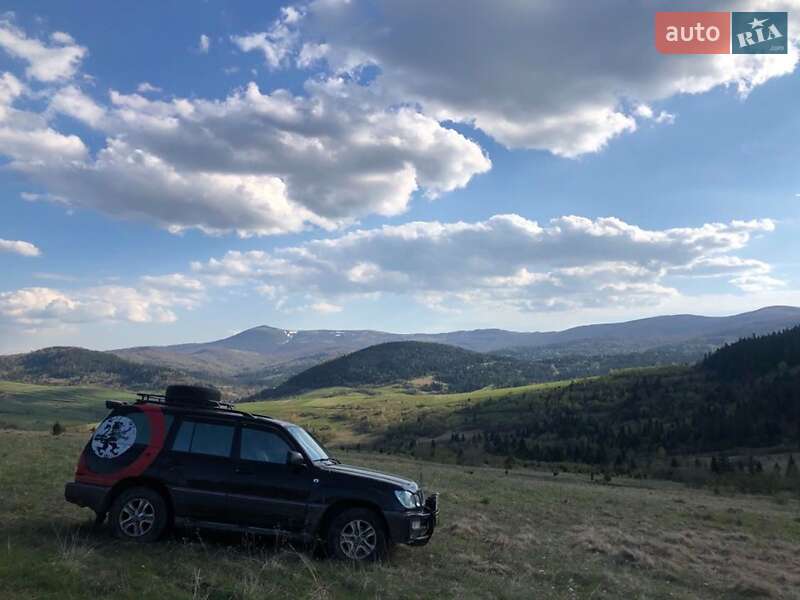 Позашляховик / Кросовер Lexus LX 2006 в Львові