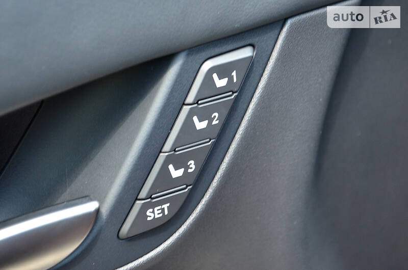 Позашляховик / Кросовер Lexus LX 2016 в Києві