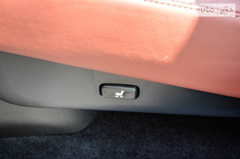 Позашляховик / Кросовер Lexus LX 2016 в Києві