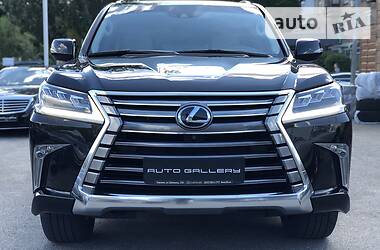 Внедорожник / Кроссовер Lexus LX 2016 в 
