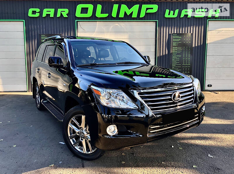 Позашляховик / Кросовер Lexus LX 2011 в Києві