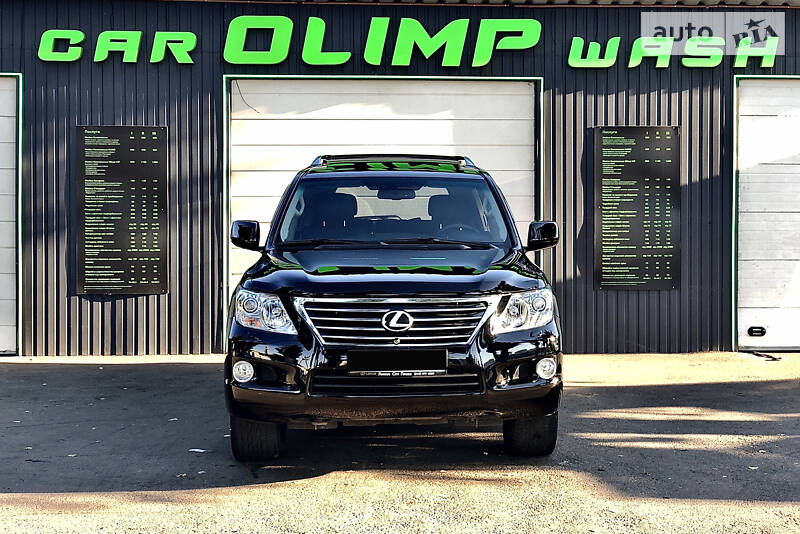 Позашляховик / Кросовер Lexus LX 2011 в Києві