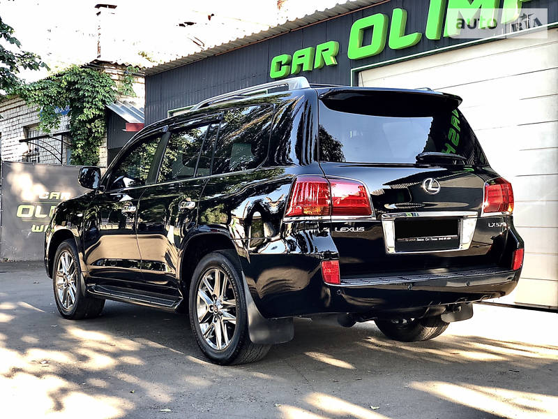Позашляховик / Кросовер Lexus LX 2011 в Києві