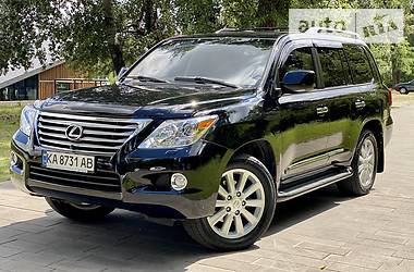 Внедорожник / Кроссовер Lexus LX 2011 в Киеве